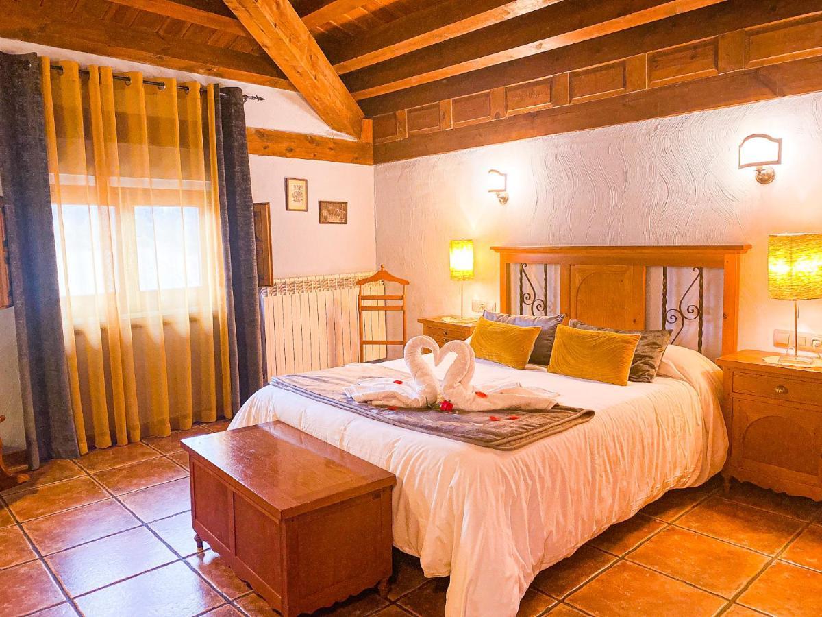 Posada Real De Carreteros Casarejos Esterno foto